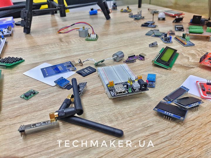 Відкрите заняття 0x00 курсу TechMaker