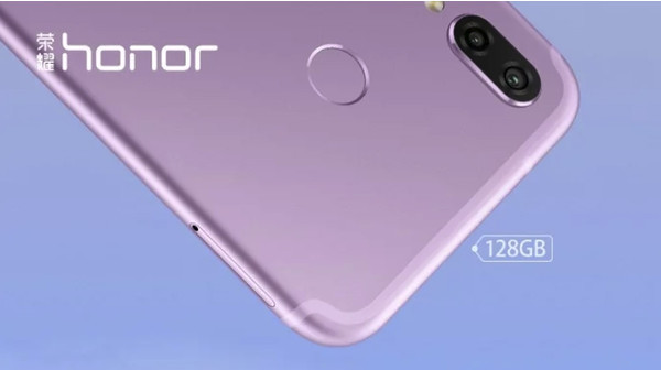 Huawei выпустила смартфон Honor Play в версии со 128 ГБ встроенной памяти