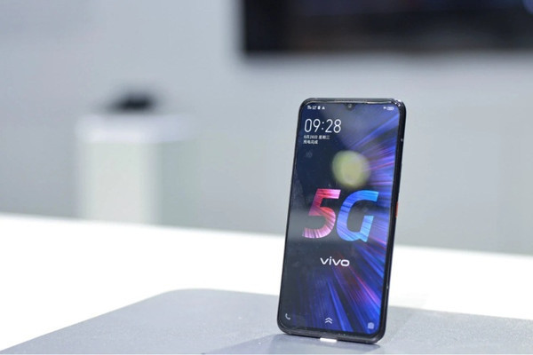 Подробности о мощном смартфоне Vivo iQOO 5G
