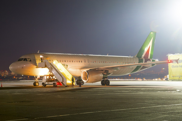 Alitalia - самая пунктуальная авиакомпания мира в феврале 2019