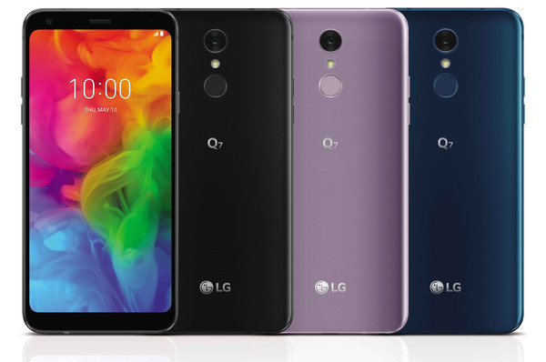 LG Q7 - новый смартфон с премиальными функциями