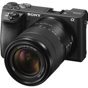 Комплект Sony a6500 с зум-объективом E 18-135mm поступает в продажу в Украине